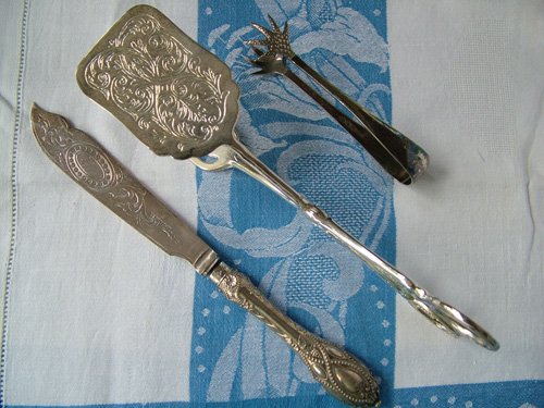 Teatime flatware